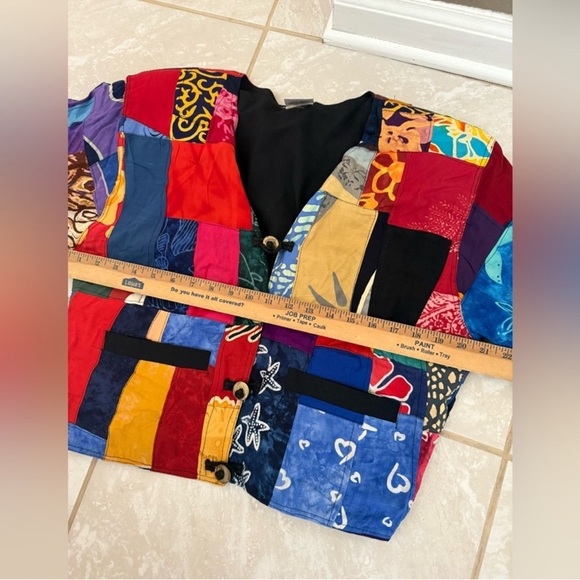 Vintage Kosi Bali Patchwork Jacket
Size Tag Missing See pictures for Measuremen - Picture 5 of 5